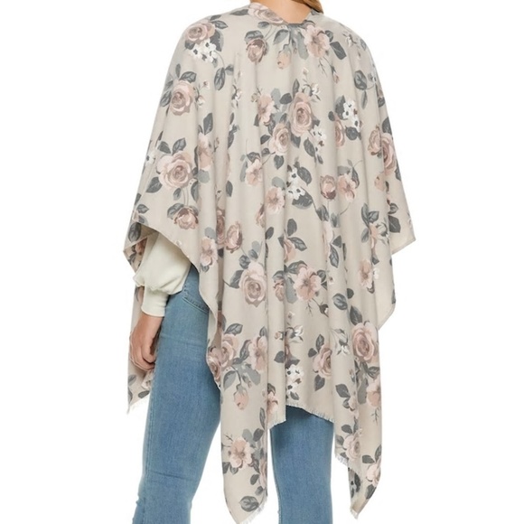 LAST ONE📍 Lauren Conrad Blush Floral Motif Kimono - Picture 2 of 5